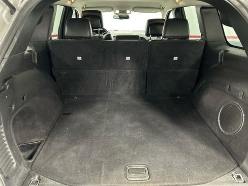 Used 2011 Jeep Grand Cherokee Laredo image 10