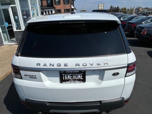 Used 2015 Land Rover Range Rover Sport HSE AWD/4WD image 17