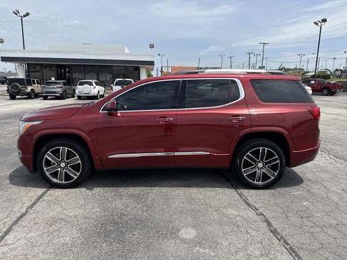 Used 2019 GMC Acadia Denali w/ Technology Package AWD/4WD image 10