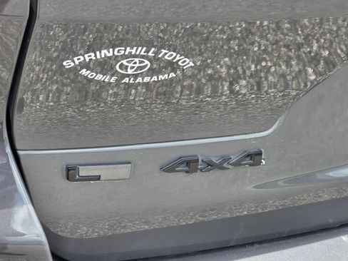 Used 2023 Jeep Grand Cherokee L Laredo AWD/4WD image 30