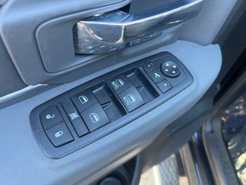 Used 2017 RAM 1500 Big Horn image 26