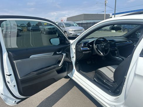 Used 2016 Honda Civic EX-T image 12