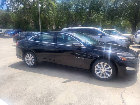 Used 2020 Chevrolet Malibu LT FWD image 9