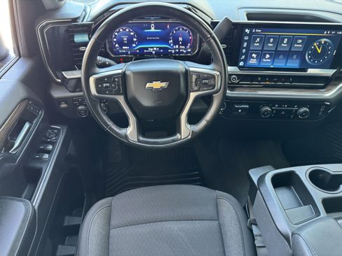 Certified 2024 Chevrolet Silverado 2500 LT image 17
