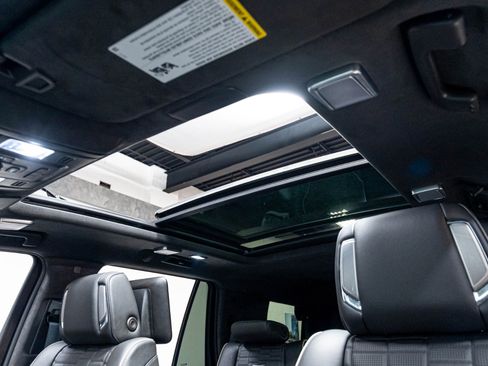 Used 2024 Cadillac Escalade Sport Platinum AWD/4WD image 36