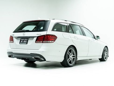Used 2014 Mercedes-Benz E 350 4MATIC Wagon image 12