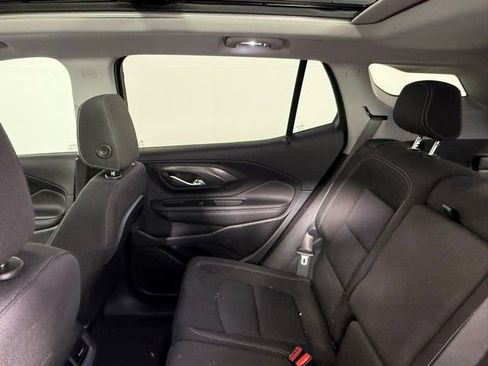 Used 2022 GMC Terrain SLE w/ Driver Convenience Package image 37