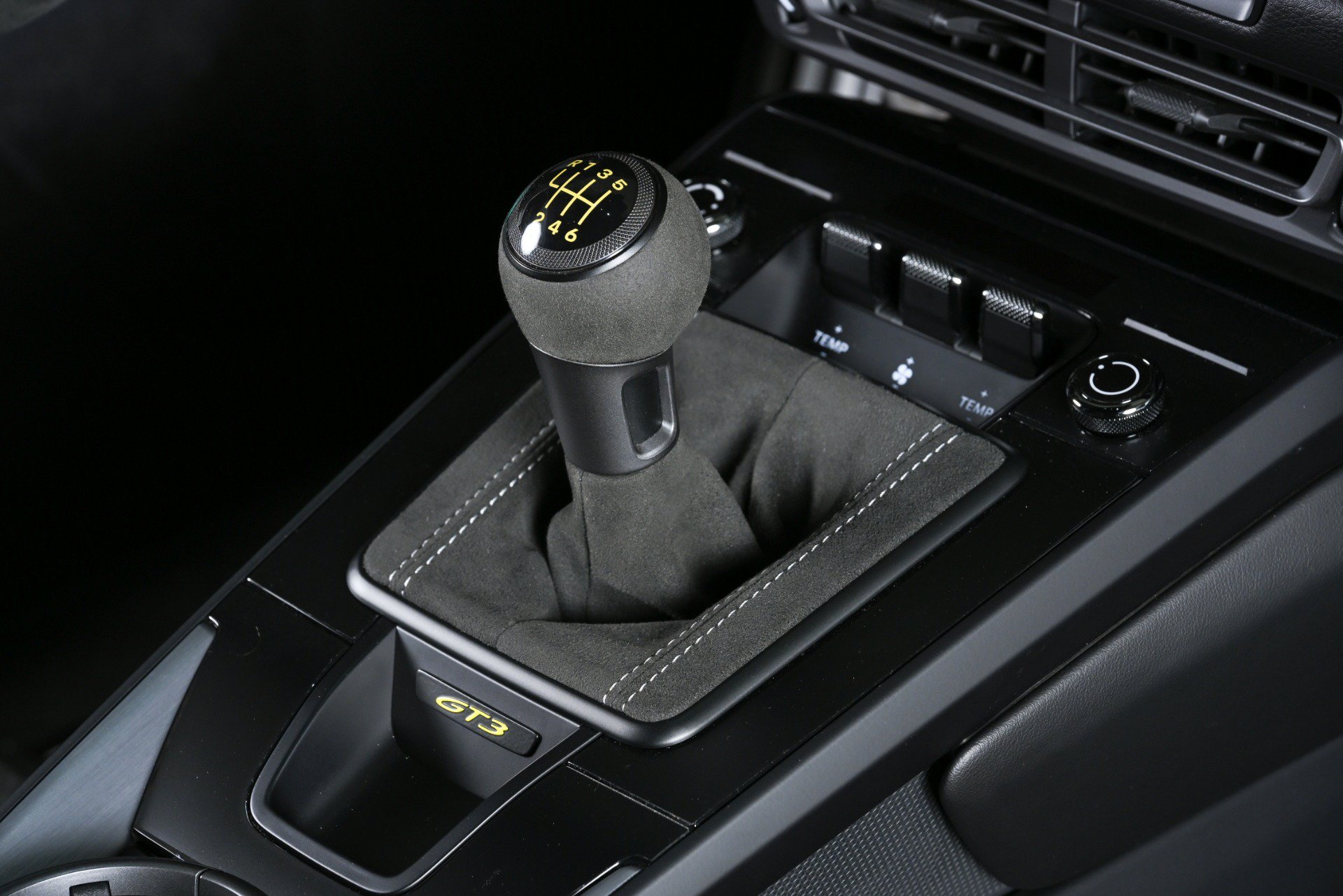 Used 2024 Porsche 911 GT3 RWD image 35
