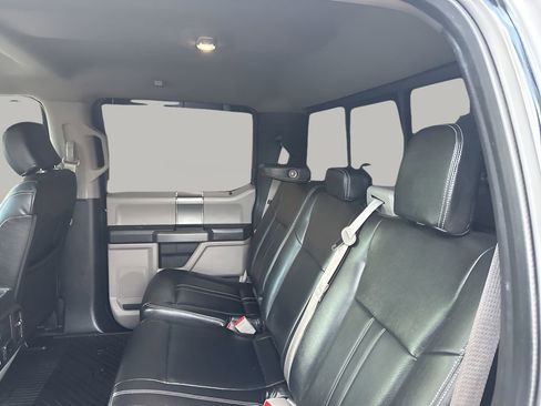 Used 2018 Ford F150 XLT w/ Equipment Group 302A Luxury image 19
