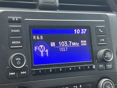 Used 2019 Honda Civic Sport image 18