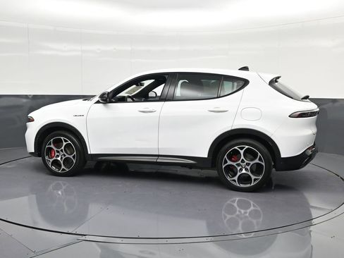 Used 2024 Alfa Romeo Tonale Veloce AWD/4WD image 8
