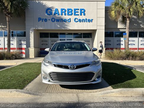 Used 2013 Toyota Avalon XLE Premium image 8