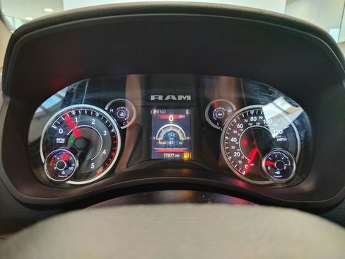 Used 2019 RAM 3500 Big Horn image 15