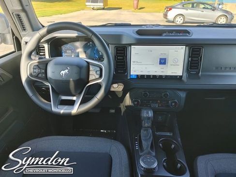New 2025 Ford Bronco Big Bend AWD/4WD image 12