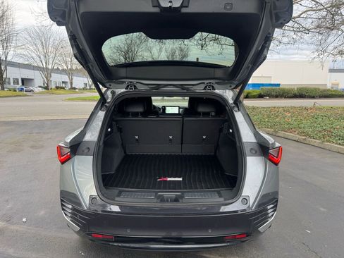 Used 2024 Acura ZDX A-Spec image 12