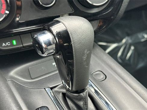 Used 2020 Honda HR-V Sport image 33