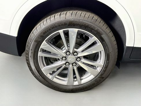 Used 2024 Cadillac XT5 Premium Luxury FWD image 33