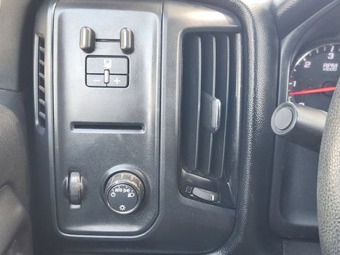 Used 2018 Chevrolet Silverado 1500 LS w/ Trailering Package AWD/4WD image 22