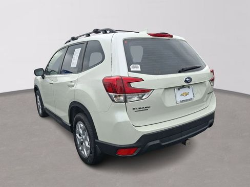Used 2023 Subaru Forester AWD/4WD image 4