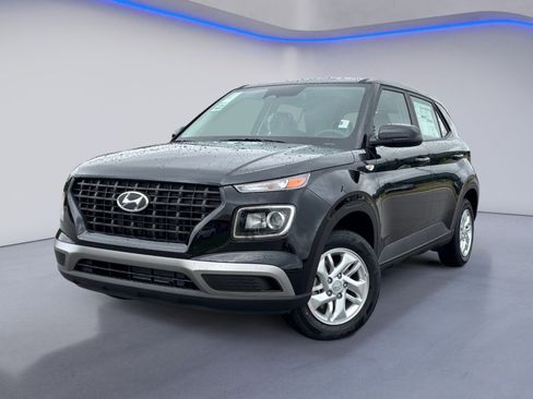 New 2025 Hyundai Venue SE image 2