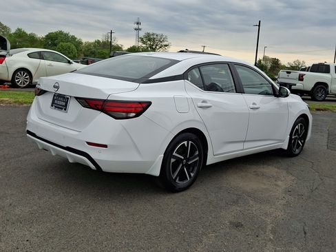 Certified 2025 Nissan Sentra SV FWD image 7