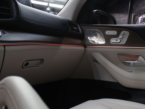 Used 2022 Mercedes-Benz GLS 450 4MATIC image 71