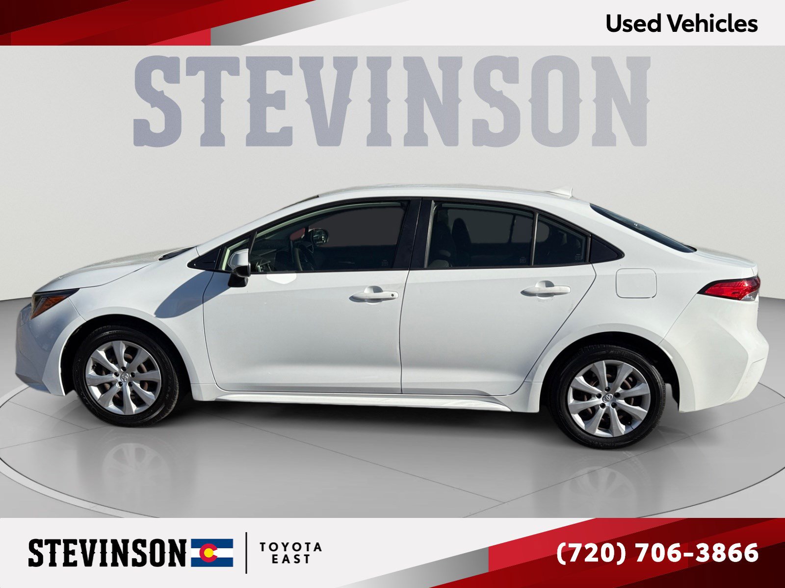 Used 2020 Toyota Corolla LE FWD image 1