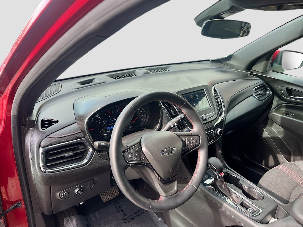 Used 2024 Chevrolet Equinox RS w/ LPO, Floor Liner Package AWD/4WD image 9