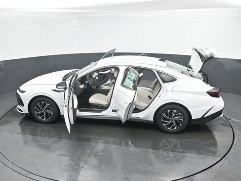 New 2026 Hyundai Sonata Blue FWD image 51