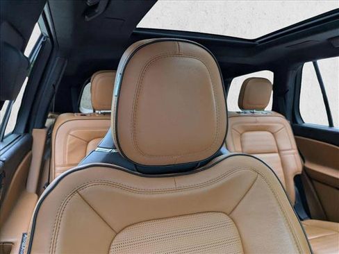 Used 2022 Lincoln Aviator Black Label w/ Dynamic Handling Package AWD/4WD image 16