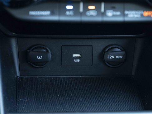 Used 2022 Hyundai Kona SEL FWD image 32