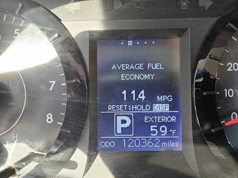 Used 2016 Toyota Sienna L image 45