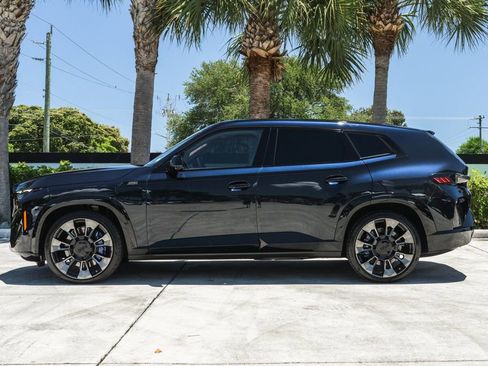 Used 2023 BMW XM w/ M Driver's Package AWD/4WD image 3
