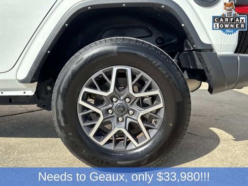 Used 2024 Jeep Wrangler Sahara image 10