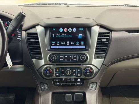 Used 2018 Chevrolet Tahoe LT image 4