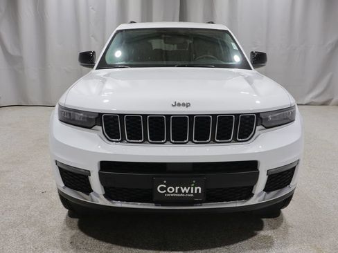 Certified 2023 Jeep Grand Cherokee L Limited w/ Trailer Tow Group (B) AWD/4WD image 9