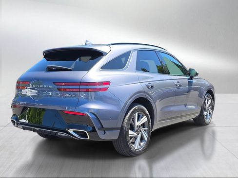 Used 2026 Genesis GV70 3.5T Sport Advanced AWD/4WD image 3