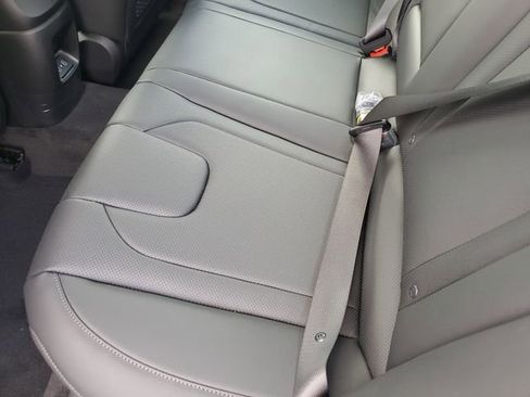 New 2026 Hyundai Elantra Limited FWD image 14