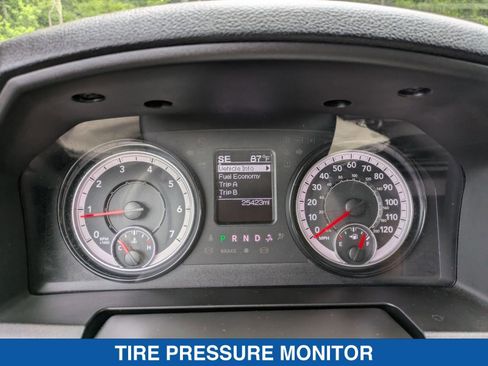 Used 2024 RAM 1500 Classic Warlock image 17