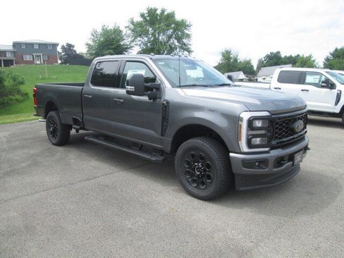 New 2025 Ford F350 XLT w/ Black Appearance Package image 25