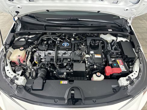 Used 2020 Toyota Corolla LE FWD image 31