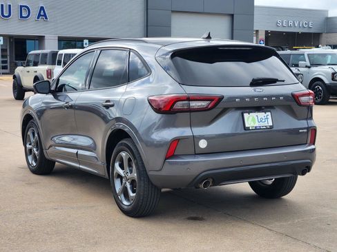 Used 2023 Ford Escape ST-Line w/ Tech Pack #1 AWD/4WD image 6