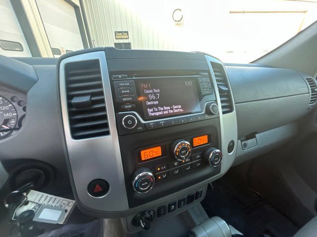 Used 2015 Nissan Frontier SV w/ SV Value Truck Package AWD/4WD image 23