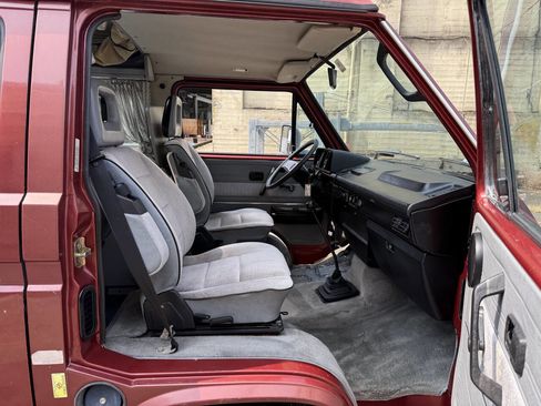 Used 1988 Volkswagen Vanagon GL image 41