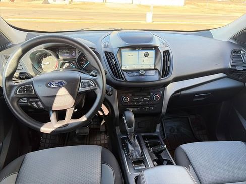 Used 2019 Ford Escape SE image 29