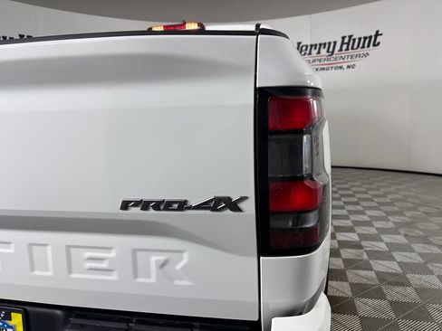 Used 2022 Nissan Frontier PRO-4X AWD/4WD image 36