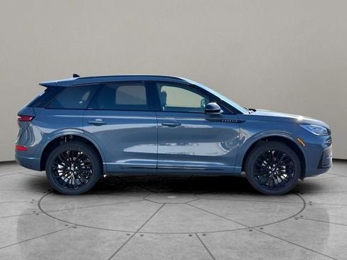 New 2026 Lincoln Corsair Grand Touring AWD/4WD image 13