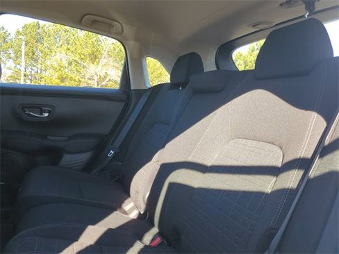 Certified 2025 Honda HR-V LX image 9