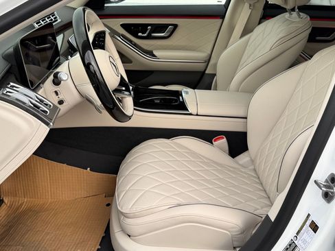 New 2026 Mercedes-Benz S 580 4MATIC Sedan image 21