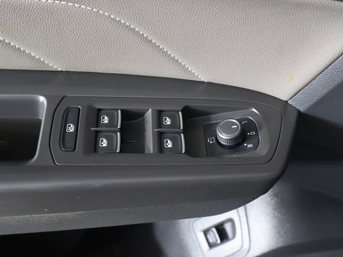 Used 2023 Volkswagen Atlas Cross Sport SEL Premium R-Line AWD/4WD image 40